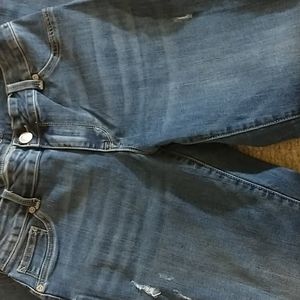 Maurices mid rise distressed jegging